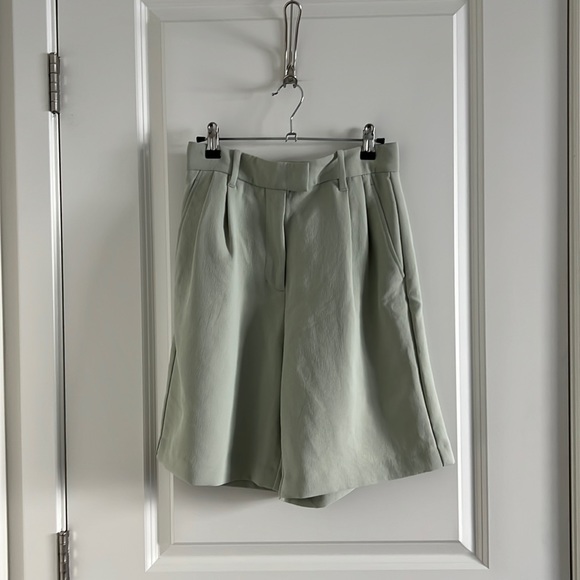Aritzia Wilfred Limerick Short - Pastel Green - Picture 3 of 7